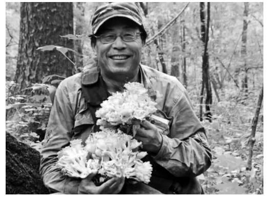 著名自然文学作家胡冬林因病去世 享年62岁