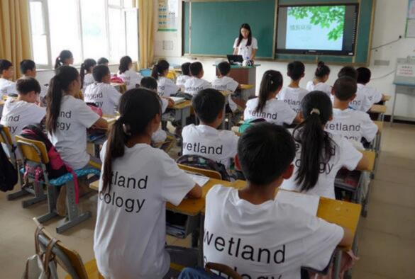 湿地学校在吉林向海和莫莫格国际重要湿地揭牌开班